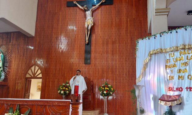 Homenaje al «Día del Adulto Mayor» en Citlaltépetl con una Emotiva Misa de Acción de Gracias
