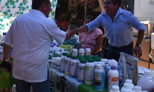 Tepetzintla: Presidente visita a los comerciantes