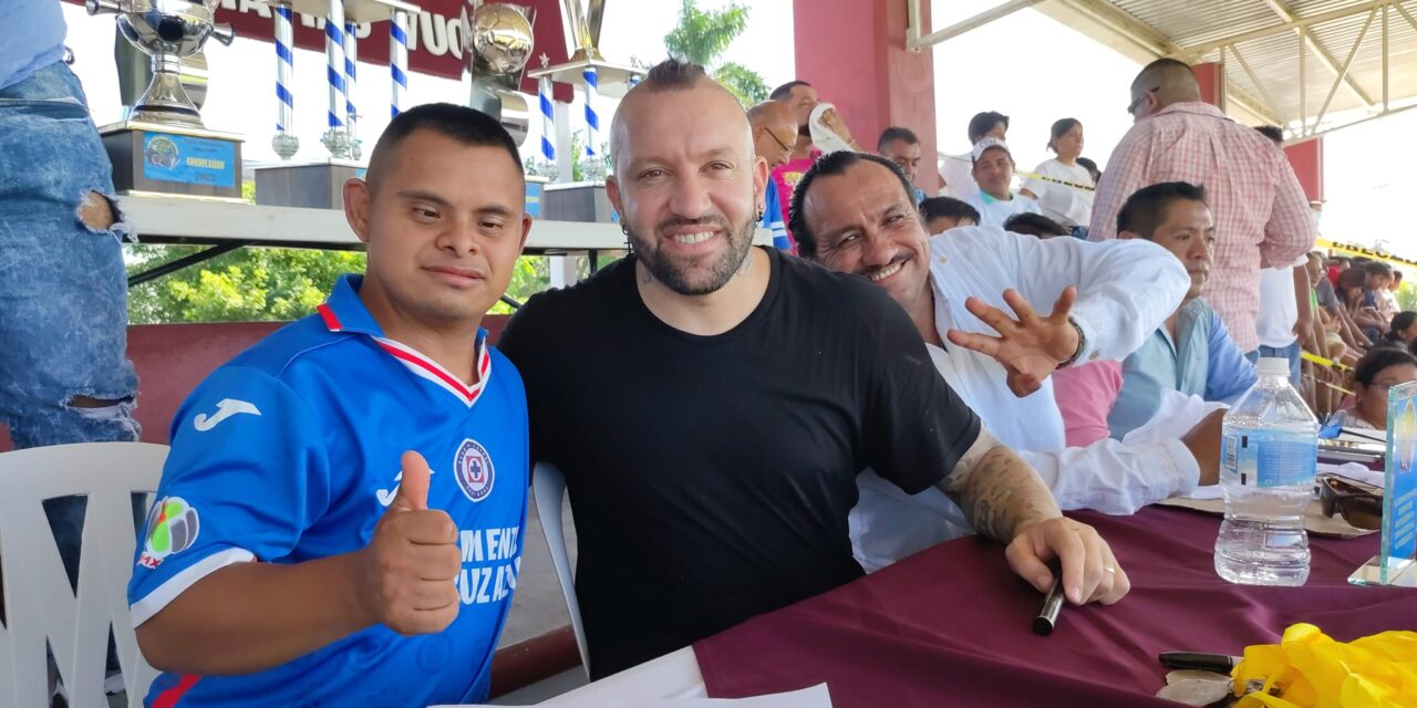 Cazones: Final del Tercer Torneo de la «Liga de Fútbol Premier » la cual tuvo como invitado especial a Vicente José Matías Vuoso