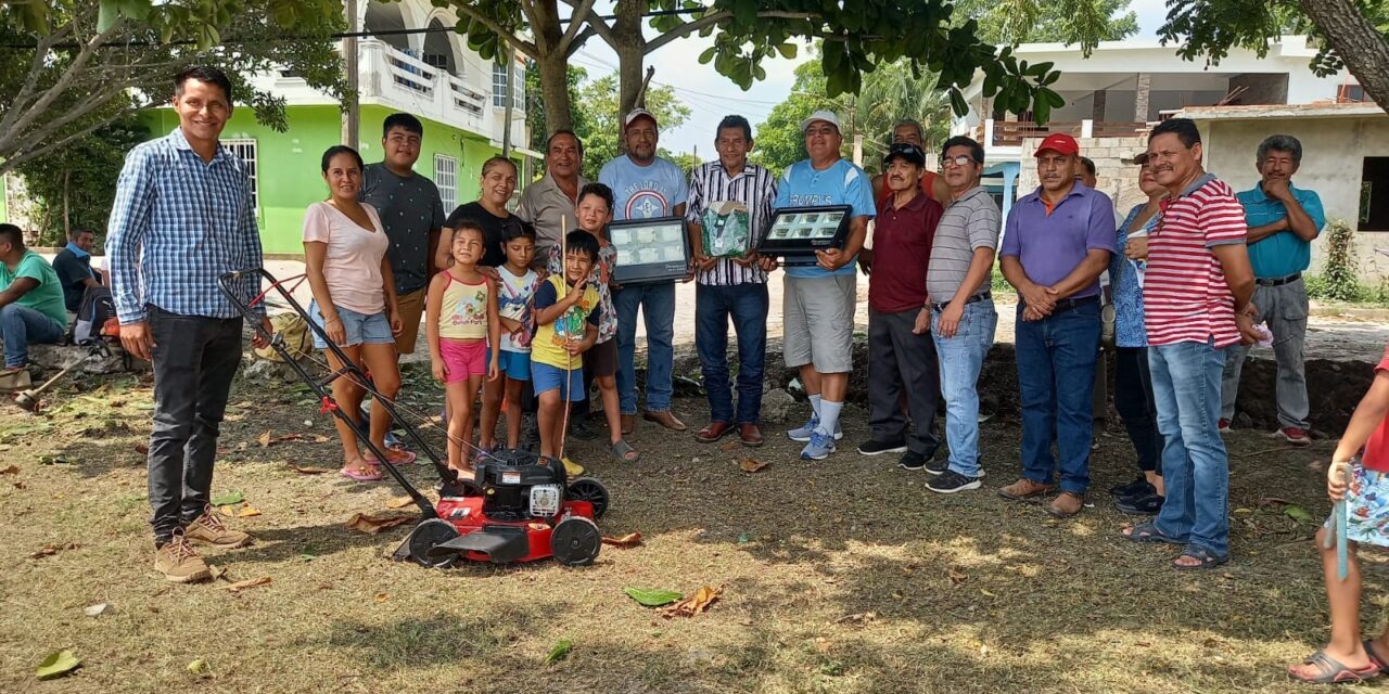 CHINAMPA DE GORSTIZA: GABRIEL MORELOS FRANCISCO CONTINÚA APOYANDO EN COLONIAS Y COMUNIDADES.