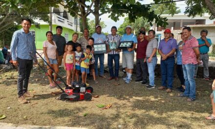 CHINAMPA DE GORSTIZA: GABRIEL MORELOS FRANCISCO CONTINÚA APOYANDO EN COLONIAS Y COMUNIDADES.