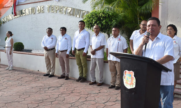 Tepetzintla: Lunes cívico