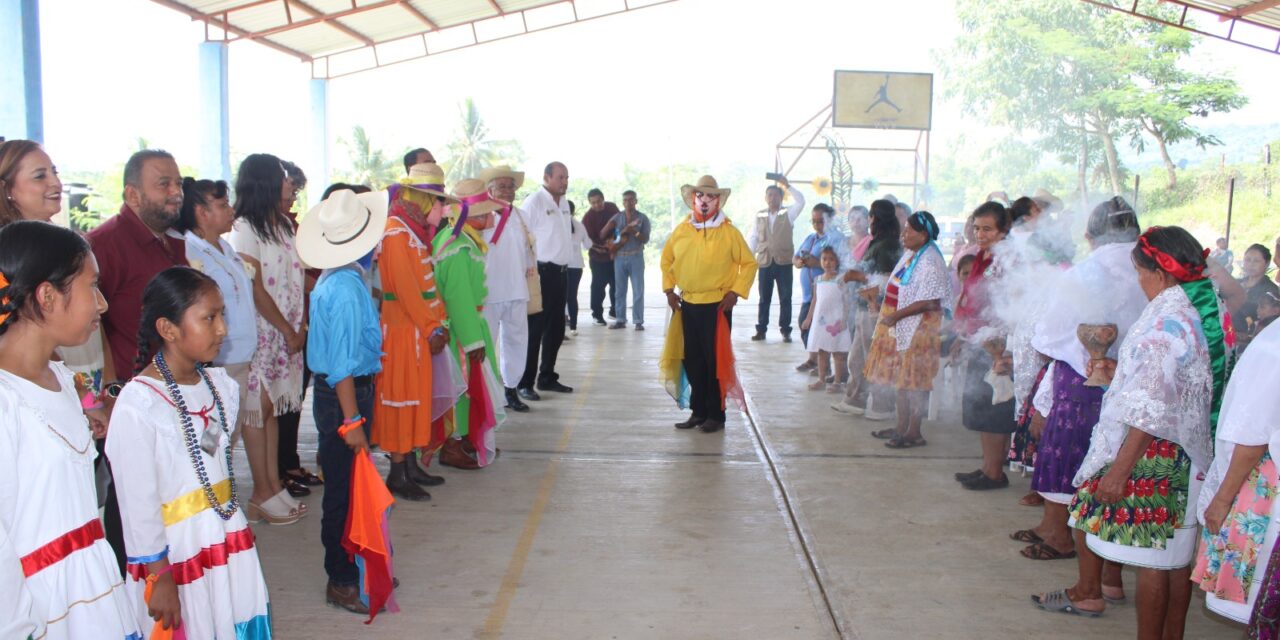 Coatzintla: Celebran autoridades el día internacional de la mujer indígena en San Fernando Coapechapa
