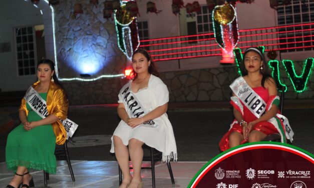 Tantima: Presentación de Señorita Independencia, Patria y Libertad en el 213 Aniversario de la Independencia de México