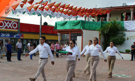 Tepetzintla: 213 aniversario de independencia de México