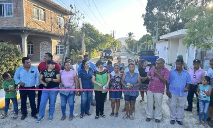 Inauguración y Banderazo de Obras en Álamo