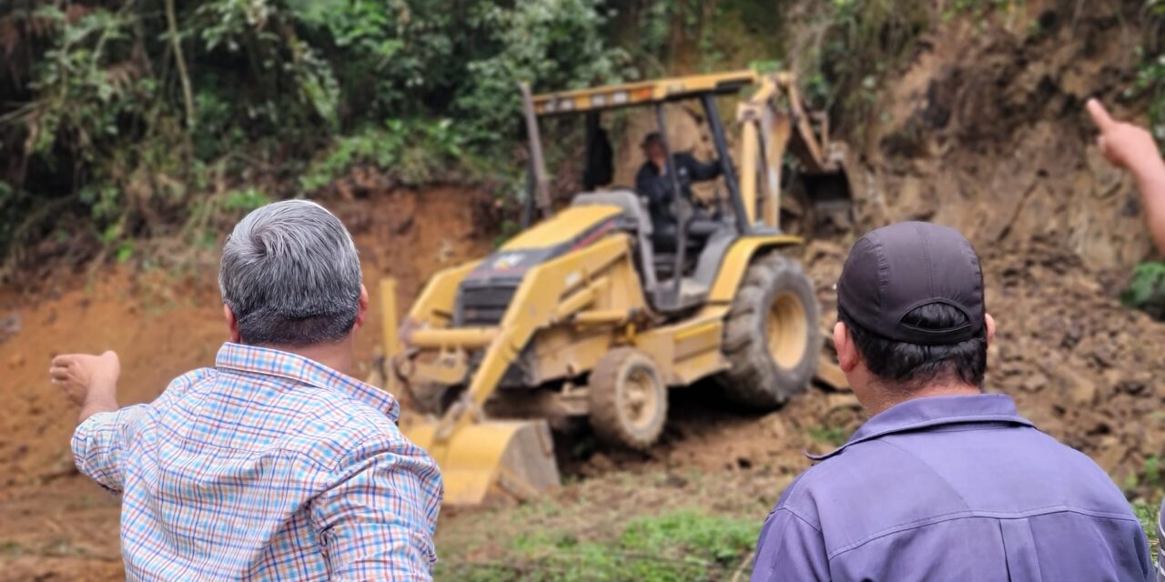 Huayacocotla: Inicia la Rehabilitación del Camino entre Zilacatipan y Zonzonapa para Mejorar la Conectividad