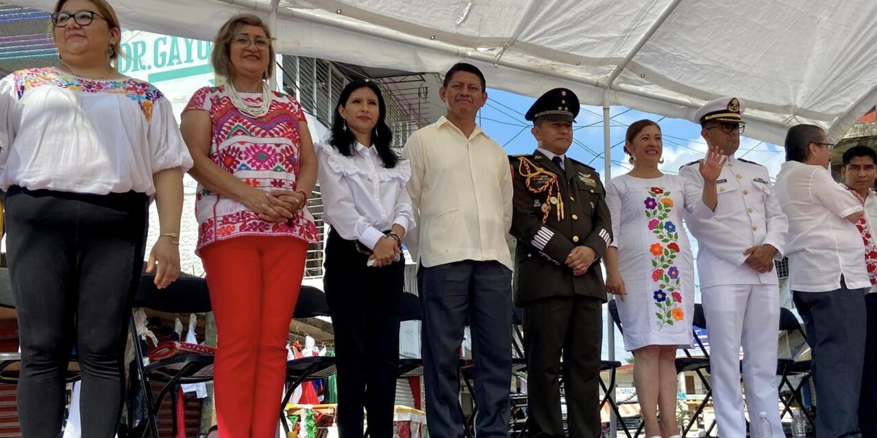 Álamo: Desfile Conmemorativo al 213 Aniversario del Inicio de la Independencia de México