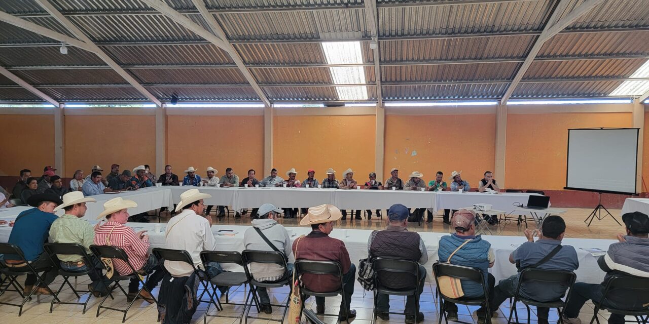 Reunión Productiva con Agentes Municipales y Jefes de Manzanas en Huayacocotla