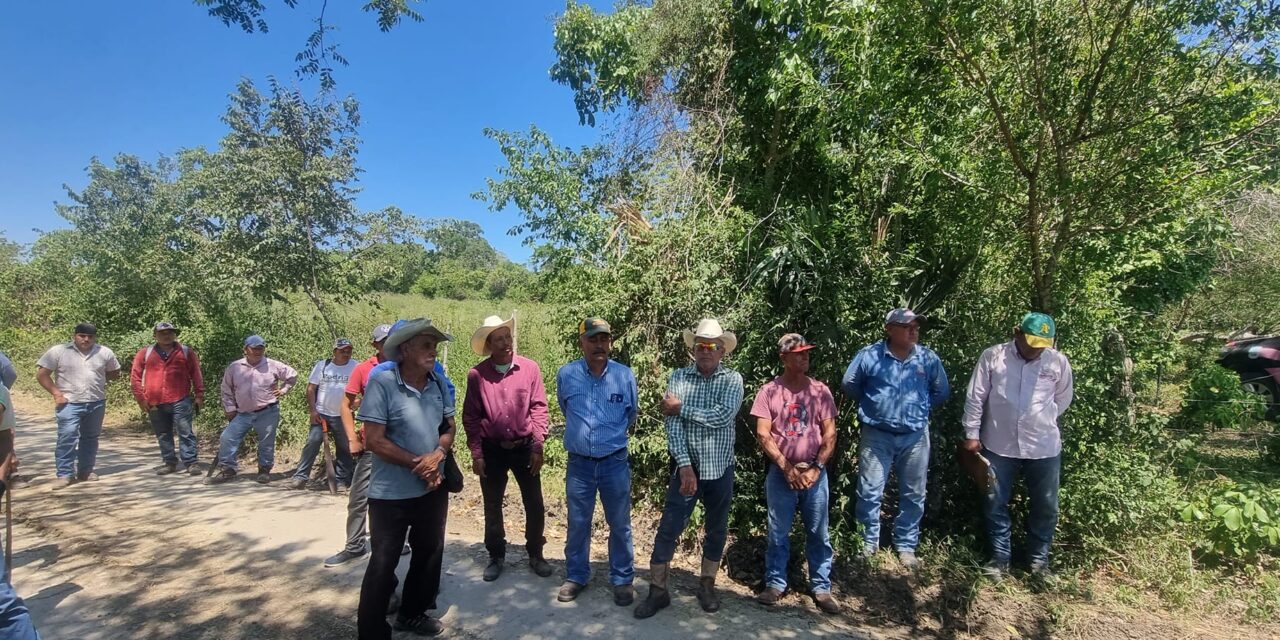 Banderazo de Obra para la Rehabilitación del Camino Los Zavales – La Mina en Ozuluama