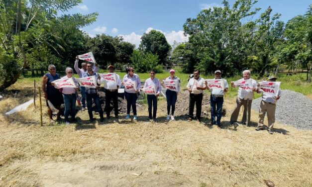 Banderazo de Inicio de Obra para el Techado del Pozo Comunitario en Ozuluama