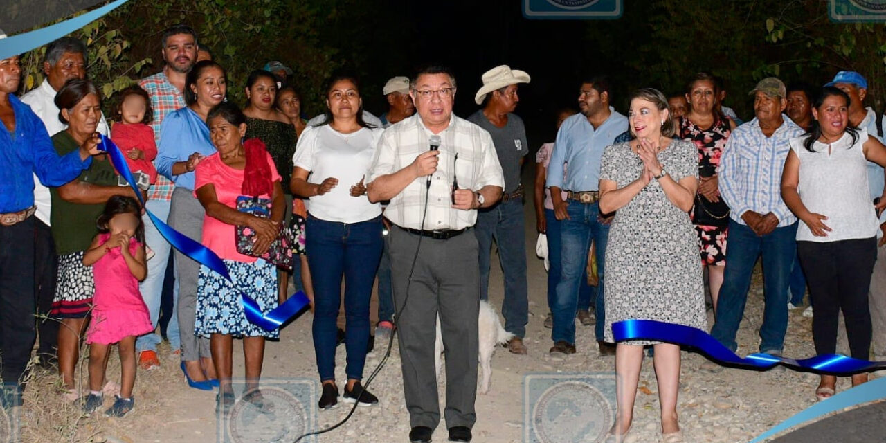 Tantoyuca: Inauguración de Ampliación de la Red Eléctrica en Guayabo Grande Laja Segunda
