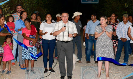Tantoyuca: Inauguración de Ampliación de la Red Eléctrica en Guayabo Grande Laja Segunda