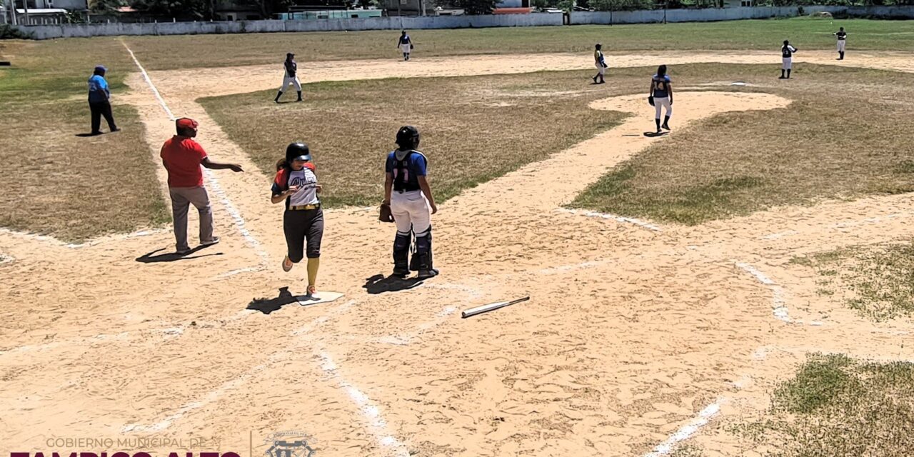 Exitoso Cuadrangular de Softbol Femenino en Tampico Alto