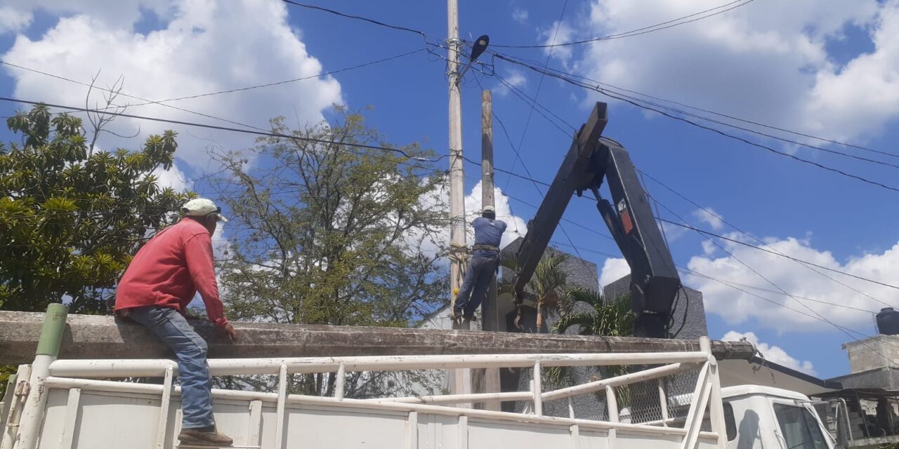 Continúan los Trabajos de Mantenimiento de Red Eléctrica en Citlaltépetl
