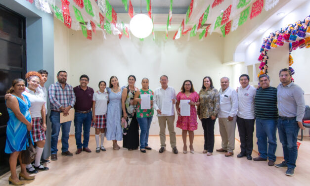 Gobierno de Tuxpan ha impulsado la escrituración de 32 planteles educativos