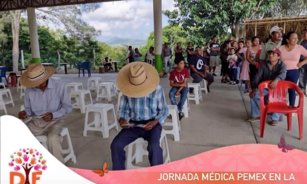 TEPETZINTLA: ALCALDE ROBERTO MIGUEL GALVÁN GESTIONA ATENCION MÉDICA DE PEMEX EN COORDINACIÓN CON EL DIF MUNICIPAL PARA LA  LOC. TIERRA BLANCA 