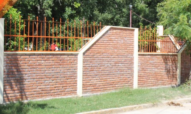 Tepetzintla: Entrega de la Barda Perimetral de la Escuela Secundaria Técnica Agropecuaria #52 “Alfonso Arroyo Flores”