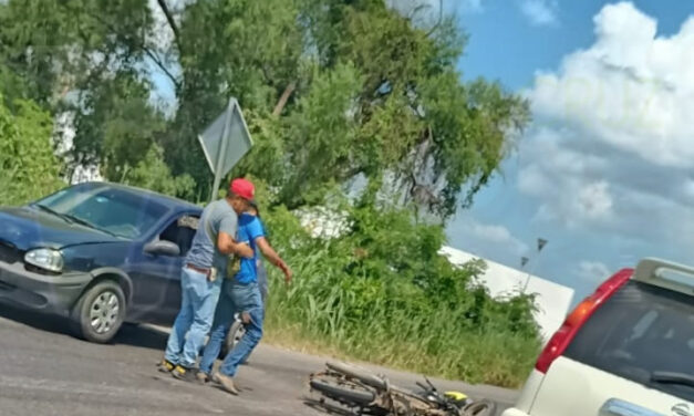 Derrape de Motociclista cerca del Hospital General de Álamo