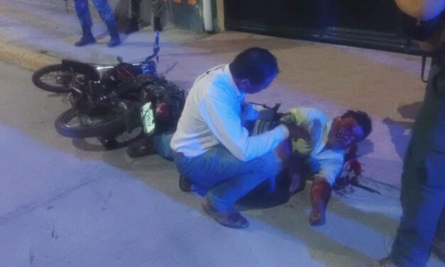 Derrapan Par de Ebrios Sujetos en Álamo, Veracruz: Uno Termina Semiinconsciente