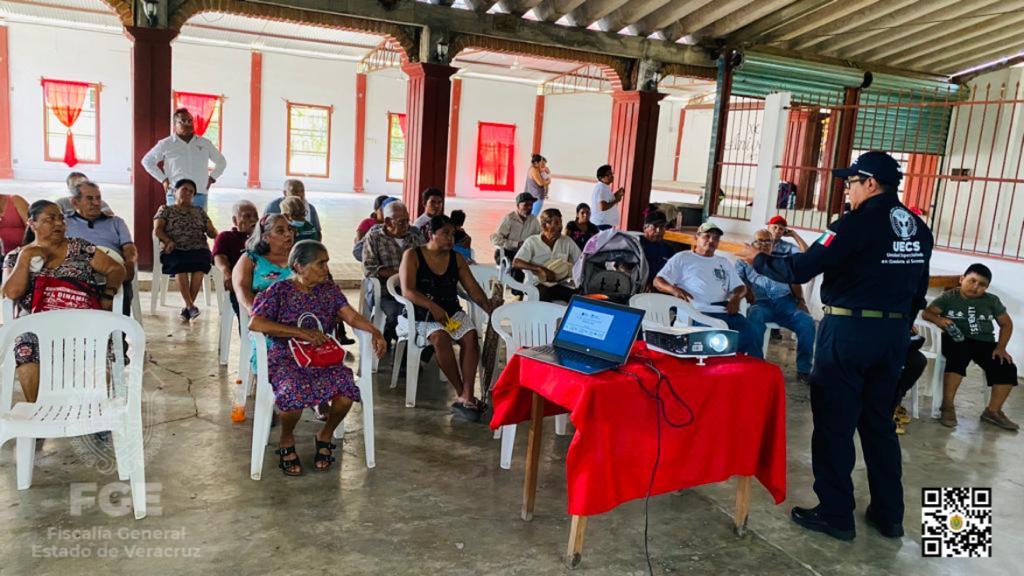Misantla: Imparte UECS pláticas preventivas relacionadas a los delitos de engaño telefónico y monta deudas