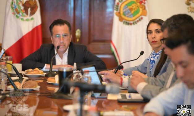 FGE informa sentencias condenatorias de 54 años de prisión por el delito de feminicidio, de 30 años por el delito de homicidio doloso calificado, de 13 años por extorsión