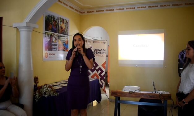 Empleados de SEDESOL Tantoyuca Denuncian «Moches» para Cubrir Gastos de Oficina