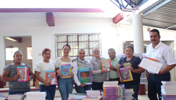 TANTIMA: INICIO DE CICLO ESCOLAR 2023-2024 Y ENTREGA DE LIBROS A ZONA ESCOLAR 045