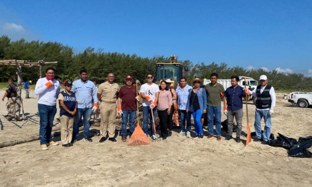 Tuxpan: Se realizó limpieza de playas en Barra Galindo