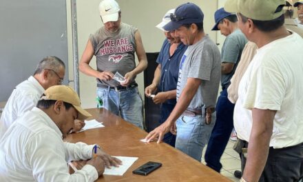 Reunión con Maestros de la Construcción en Ozuluama de Mascareñas
