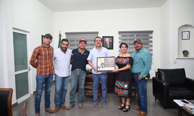 Cabalgantes de Martínez de la Torre Reconocen el Apoyo del Alcalde Rodrigo Calderón Salas al Rescate de Tradiciones Locales