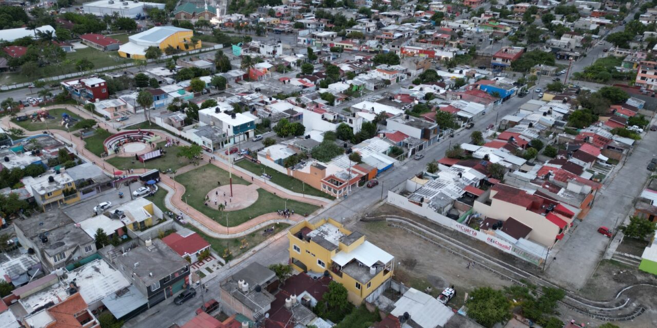 Avanzan los Trabajos de Ampliación del Parque «Furberos» en el Fraccionamiento «Kawatzin» en Coatzintla
