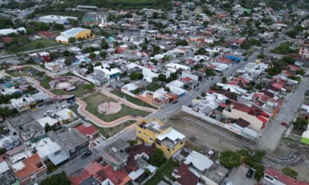 Avanzan los Trabajos de Ampliación del Parque «Furberos» en el Fraccionamiento «Kawatzin» en Coatzintla