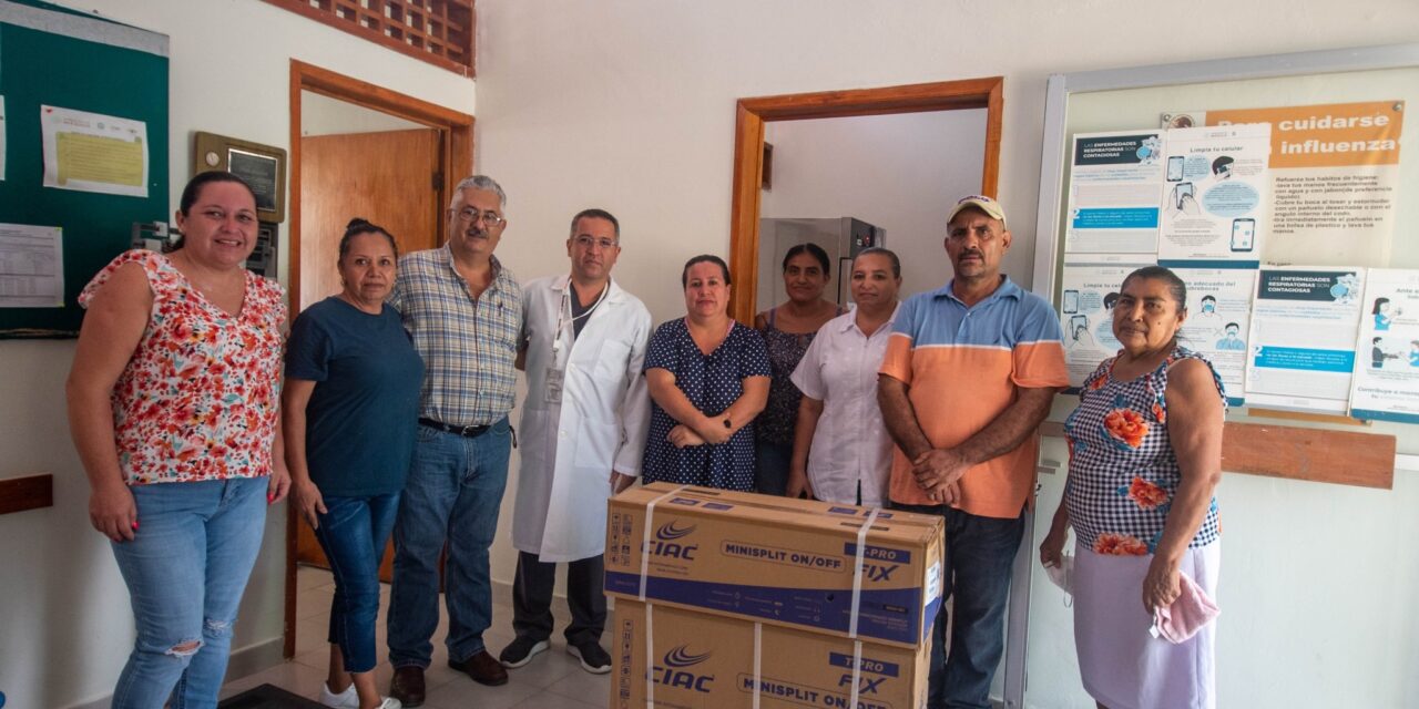 Platón Sánchez: Clínica IMSS Bienestar de Zacatianguis recibe sistema de aire acondicionado