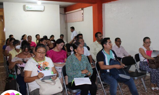 «El Ayuntamiento de Tepetzintla Amplía el Apoyo Educativo a Más de 2,800 Estudiantes con Dotación de Útiles Escolares»