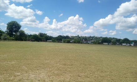 Coatzintla: Intensifican Labores de Limpieza y Mantenimiento en Campos y Áreas Deportivas Municipales