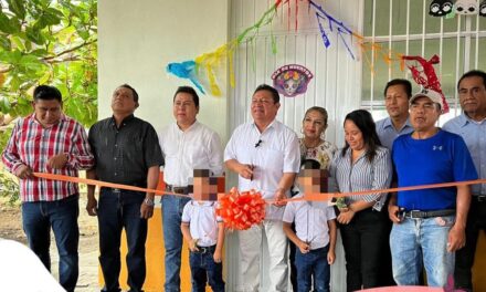 TEPETZINTLA: INAUGURACIÓN DE AULA EN PREESCOLAR DE MOYUTLA.