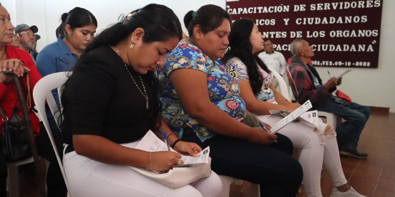GUTIÉRREZ ZAMORA, VER.- CAPACITACIÓN DE SERVIDORES PÚBLICOS Y CIUDADANOS INTEGRANTES DE LOS ÓRGANOS DE PARTICIPACIÓN CIUDADANA