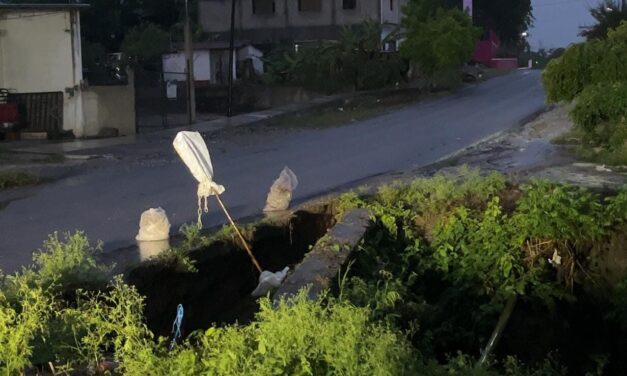 Cierre Temporal del Puente en Manantiales, Martínez De La Torre debido a Daños por Lluvias