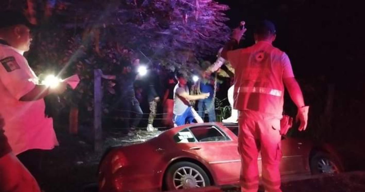 Trágico Accidente en Álamo: Conductor Pierde el Control y Termina con el Brazo Prensado