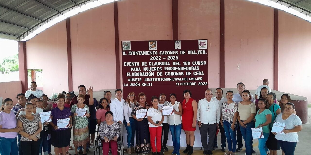 Cazones: Evento de clausura, del primer curso para mujeres emprendedoras “Elaboración de coronas de cera”