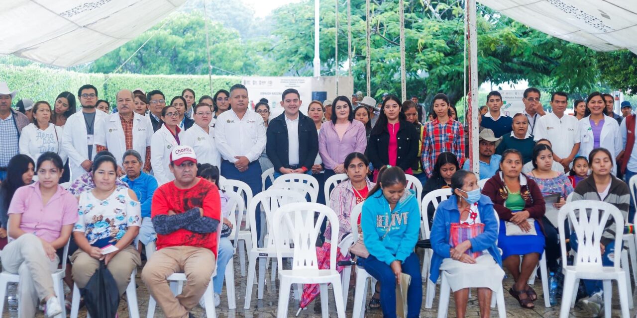 Lleva Secretaría de Salud Jornada Médica gratuita a la Cabecera Municipal de Chontla