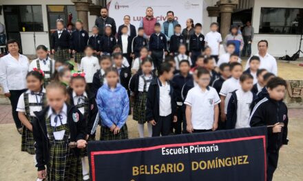 Tuxpan: En Lunes Cívico recuerdan el 531 aniversario de la llegada de Cristóbal Colón a América