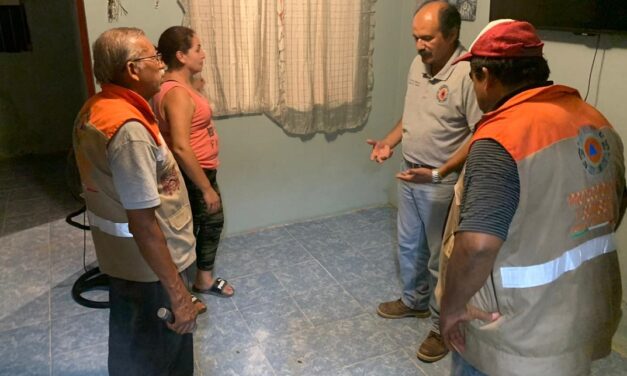 Terror en Villas tras inundación: Preocupación de residentes por peligro en sus hogares