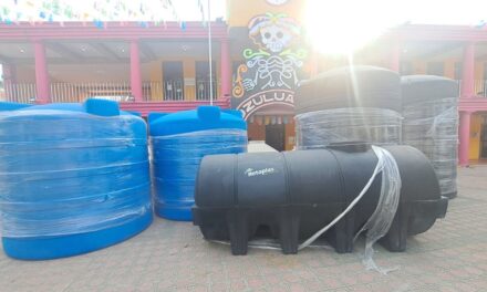 Ozuluama recibe tinacos y cisternas