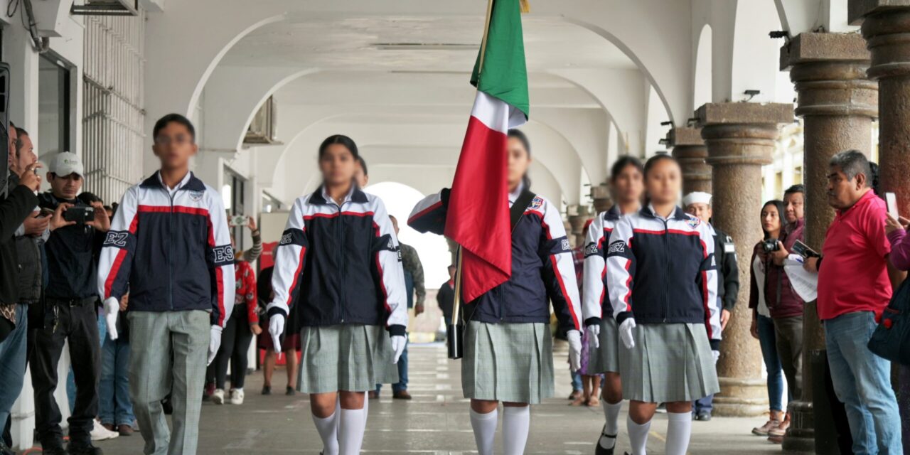 Participa secundaria general Núm. 1 “Emiliano Zapata” en el Lunes Cívico
