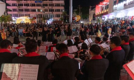 Tuxpan: Leones Marching Band celebra su 20º aniversario