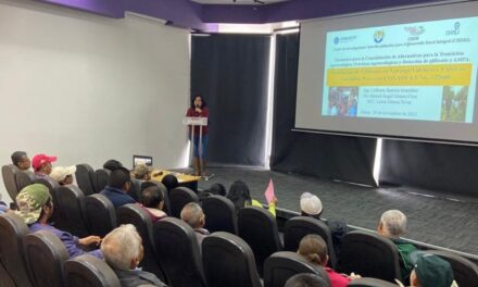 El Gobierno Municipal de Álamo Temapache reúne a apicultores y asociaciones orgánicas para dar a conocer avances contra agrotóxicos