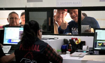 Con enorme participación de la población inició el pago del Impuesto Predial 2024 en Tuxpan