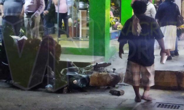 Álamo: Choque entre camioneta y motocicleta